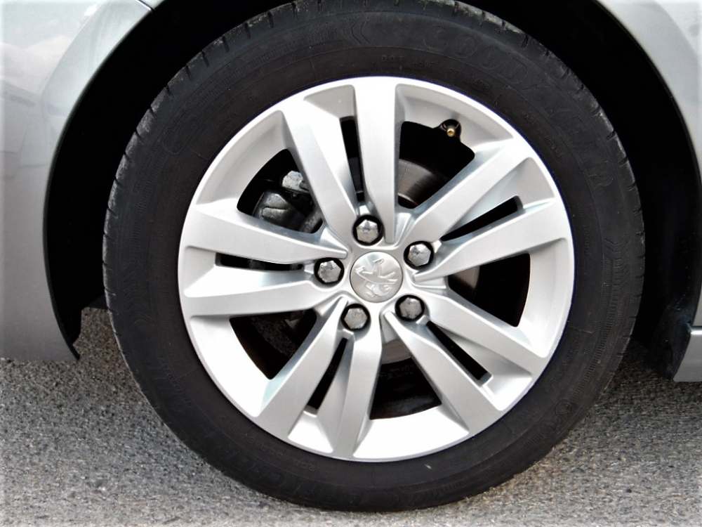 Peugeot 308 шины